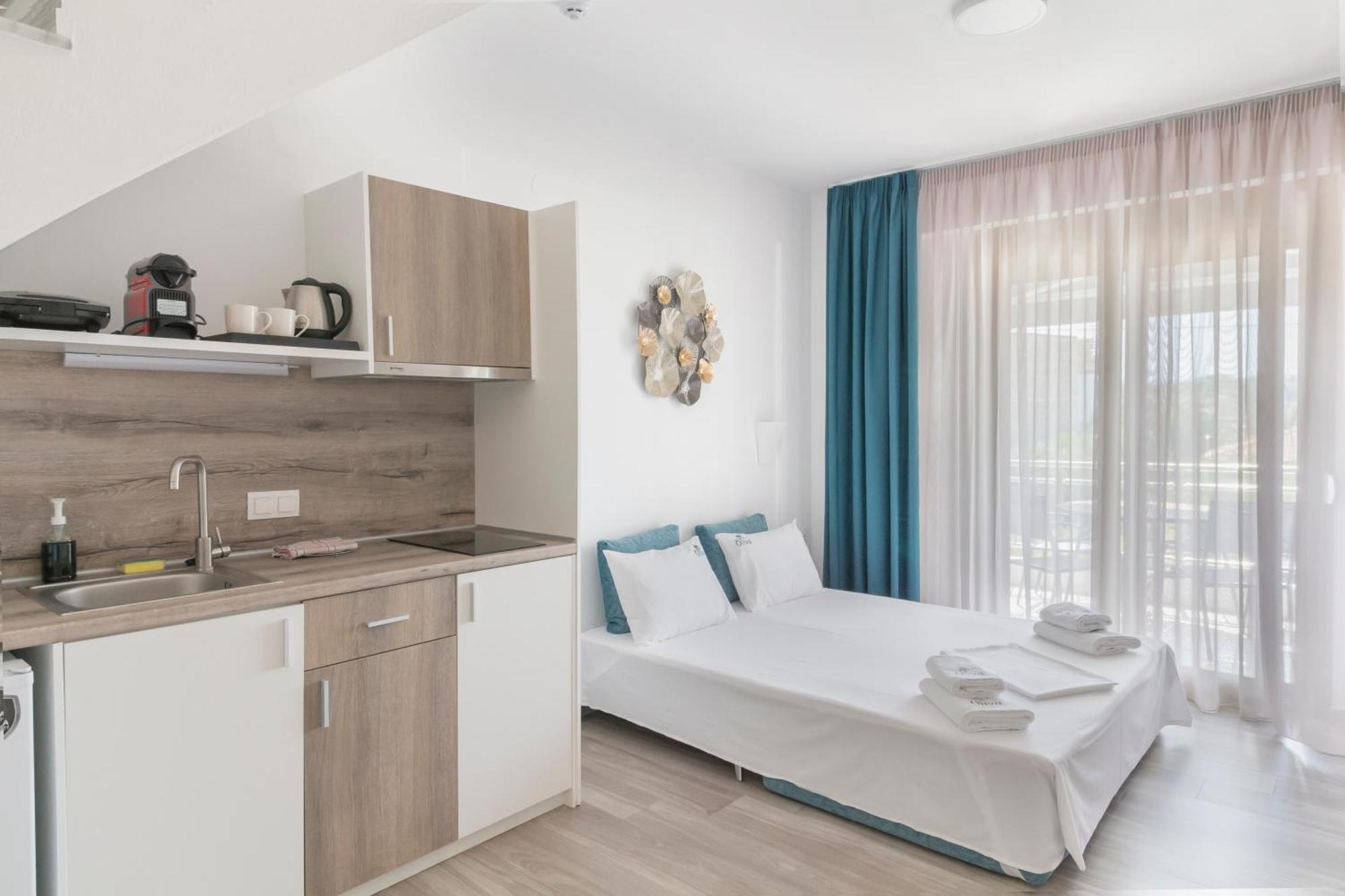 Oliva Suites Nikiti  Dış mekan fotoğraf